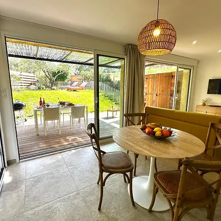 Alivu Private Garden Barbecue Heated Swimming Pool